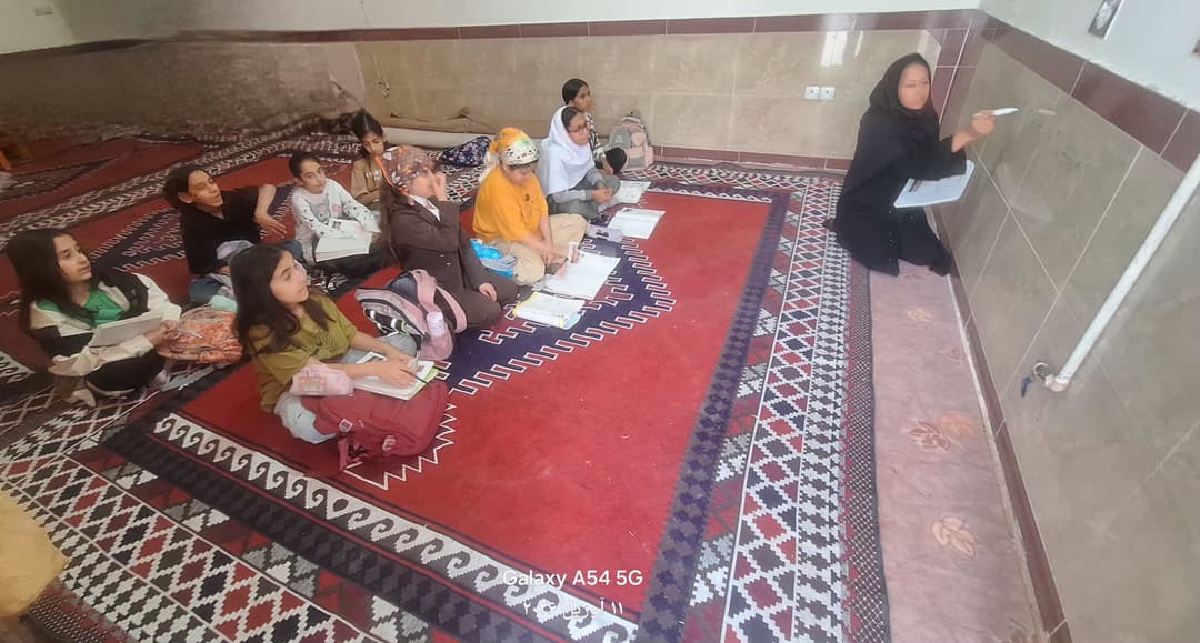 قرارآموزشی در زمان جنگ ....آموزش در متزل معلمان.آموزش تعطیل شدنی نیست